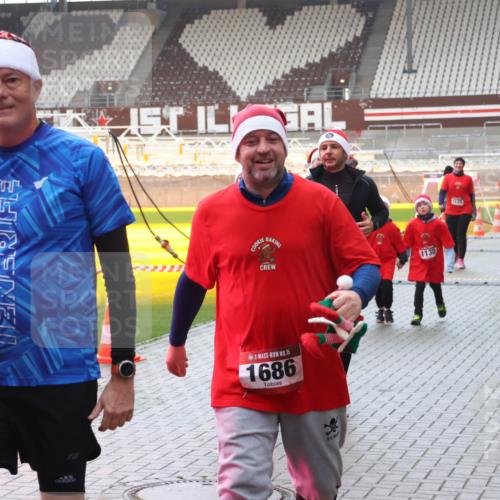 07.12.2025 - St. Pauli X-Mass-Run No. 15 Luisa Fischer http://msf.ph/oto/9381593 07.12.2025 11:17:56 Ziel 117, 15, 1686, 1130, 1125, 551, 845, 1122, 1125, 1127, 1130, 1340, 1529, 1531, 1686, 2477, 2766, 2846, 2849, 2915 meine-sportfotos.de