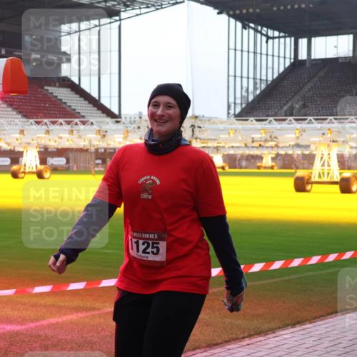 07.12.2025 - St. Pauli X-Mass-Run No. 15 Luisa Fischer http://msf.ph/oto/9381632 07.12.2025 11:18:10 Ziel 15, 1125, 551, 845, 1122, 1125, 1127, 1130, 1529, 1686, 2477, 2766, 2846, 2849, 2915, 4627 meine-sportfotos.de