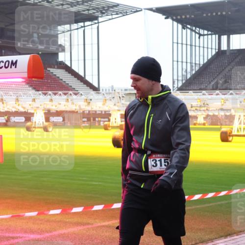 07.12.2025 - St. Pauli X-Mass-Run No. 15 Luisa Fischer http://msf.ph/oto/9381814 07.12.2025 11:19:30 Ziel 315, 295, 302, 1109, 1322, 1617, 2064, 2067, 2597, 2788, 3205 meine-sportfotos.de