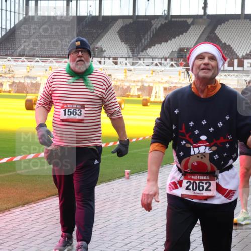 07.12.2025 - St. Pauli X-Mass-Run No. 15 Luisa Fischer http://msf.ph/oto/9381933 07.12.2025 11:20:27 Ziel 15, 1563, 15, 2062, 367, 367, 373, 1336, 1343, 2217, 2577, 2578, 2581, 2771, 3075, 3157, 3160, 3170, 3324, 3822, 3823, 4637 meine-sportfotos.de