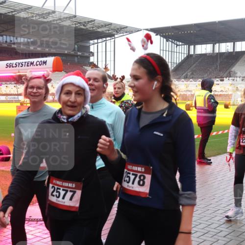 07.12.2025 - St. Pauli X-Mass-Run No. 15 Luisa Fischer http://msf.ph/oto/9381993 07.12.2025 11:20:38 Ziel 5, 2577, 15, 2578, 2217, 1135, 2132, 2134, 2217, 2305, 2577, 2578, 2581, 2771, 3075, 3129, 3157, 3160, 3170, 3309, 3324, 3822, 3823, 4637 meine-sportfotos.de