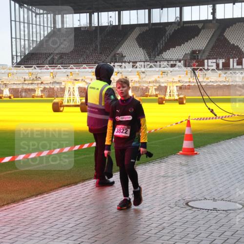 07.12.2025 - St. Pauli X-Mass-Run No. 15 Luisa Fischer http://msf.ph/oto/9382009 07.12.2025 11:20:42 Ziel 3822, 3324, 1020, 1135, 1614, 2132, 2134, 2242, 2305, 2577, 2578, 2581, 2771, 3075, 3129, 3157, 3170, 3309, 3324, 3822, 3823, 4637 meine-sportfotos.de