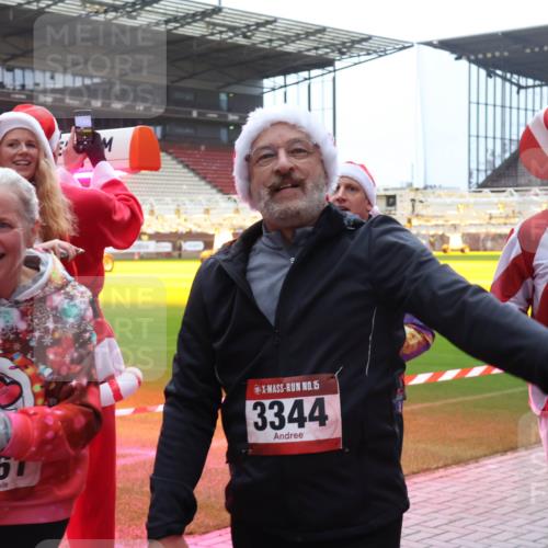 07.12.2025 - St. Pauli X-Mass-Run No. 15 Luisa Fischer http://msf.ph/oto/9382010 07.12.2025 10:47:45 Ziel 2761, 15, 3344, 15, 1171, 60, 78, 231, 309, 522, 523, 821, 823, 824, 1171, 1182, 1359, 1362, 1747, 1750, 1819, 1847, 1848, 1863, 1872, 1875, 2115, 2200, 2683, 2684, 2690, 2957, 3029, 3101, 3102, 3104, 3105, 3123, 3344, 3360, 4853, 4868, 4869 meine-sportfotos.de