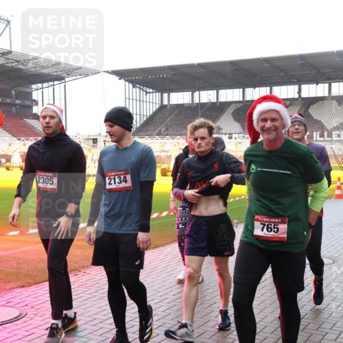 07.12.2025 - St. Pauli X-Mass-Run No. 15 Luisa Fischer http://msf.ph/oto/9382154 07.12.2025 11:21:26 Ziel 2305, 2134, 5, 765, 540, 765, 1020, 1135, 1614, 2242, 2375, 2376, 2379, 2462, 2601, 2854, 2867, 3037, 3135, 3220, 3283 meine-sportfotos.de