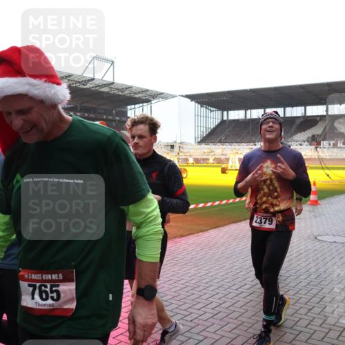 07.12.2025 - St. Pauli X-Mass-Run No. 15 Luisa Fischer http://msf.ph/oto/9382168 07.12.2025 11:21:28 Ziel 2305, 2, 15, 765, 2379, 1, 540, 765, 1020, 2242, 2375, 2376, 2379, 2462, 2579, 2601, 2854, 2867, 3037, 3135, 3159, 3220, 3283 meine-sportfotos.de
