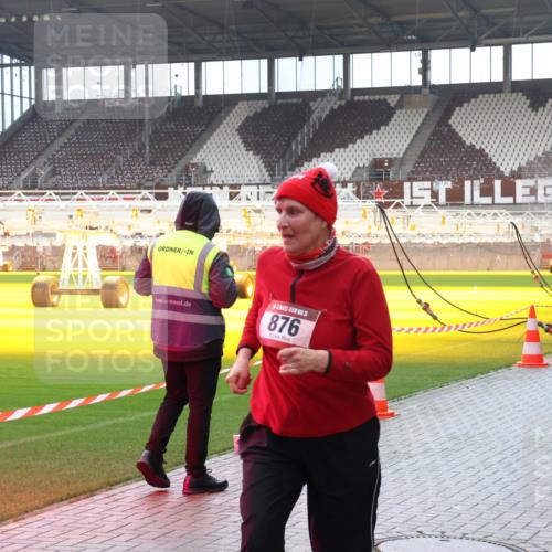 07.12.2025 - St. Pauli X-Mass-Run No. 15 Luisa Fischer http://msf.ph/oto/9382296 07.12.2025 10:48:44 Ziel 5, 876, 2605, 233, 282, 290, 472, 513, 553, 577, 633, 876, 935, 1195, 1265, 1267, 1515, 1516, 1517, 1521, 2028, 2146, 2147, 2232, 2233, 2235, 2239, 2241, 2339, 2501, 2608, 2611, 2796, 2797, 2803, 3017, 3018, 3019, 3598, 4229, 4447, 4598 meine-sportfotos.de
