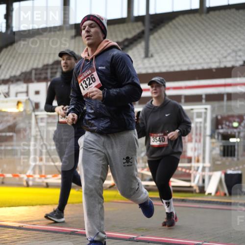 07.12.2025 - St. Pauli X-Mass-Run No. 15 Patografie http://msf.ph/oto/9382332 07.12.2025 10:21:17 Ziel 149, 270, 1326, 1386, 1407, 1898, 1900, 2173, 2565, 3062, 3091, 3384, 3540, 3541, 3848, 3849, 3984, 3988, 4117, 4338 meine-sportfotos.de
