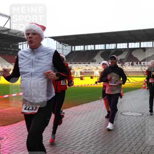 07.12.2025 - St. Pauli X-Mass-Run No. 15 Luisa Fischer http://msf.ph/oto/9382369 07.12.2025 10:49:02 Ziel 100, 2233, 2796, 63, 4598, 1265, 233, 290, 379, 577, 590, 592, 633, 876, 935, 1009, 1087, 1188, 1189, 1195, 1265, 1267, 1515, 1516, 1517, 1521, 1895, 2028, 2232, 2233, 2235, 2239, 2241, 2268, 2269, 2339, 2501, 2512, 2515, 2796, 2797, 2803, 3017, 3018, 3019, 3346, 3598, 4229, 4447, 4598 meine-sportfotos.de