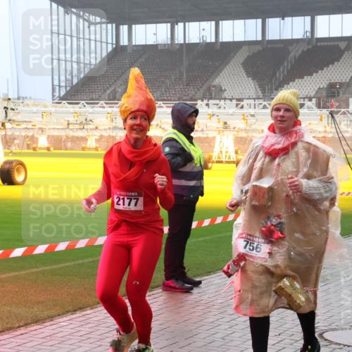 07.12.2025 - St. Pauli X-Mass-Run No. 15 Luisa Fischer http://msf.ph/oto/9382434 07.12.2025 10:12:34 Ziel 5, 2177, 756, 756, 1070, 1072, 1074, 1077, 1389, 1526, 1687, 1688, 1833, 2177, 2906, 3761, 3767, 3870, 3909, 3932, 3935, 4658 meine-sportfotos.de