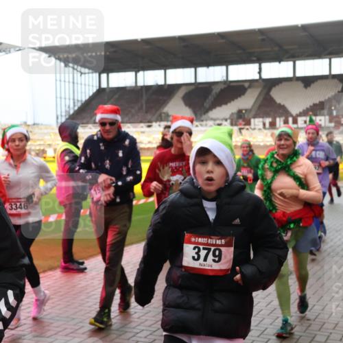 07.12.2025 - St. Pauli X-Mass-Run No. 15 Luisa Fischer http://msf.ph/oto/9382447 07.12.2025 10:49:13 Ziel 20, 3346, 15, 379, 233, 290, 379, 577, 590, 592, 633, 935, 1009, 1019, 1087, 1155, 1164, 1166, 1188, 1189, 1265, 1267, 1515, 1516, 1517, 1521, 1895, 2232, 2233, 2235, 2239, 2241, 2268, 2269, 2512, 2515, 2796, 2797, 2803, 3017, 3019, 3346, 3369, 4447, 4598 meine-sportfotos.de