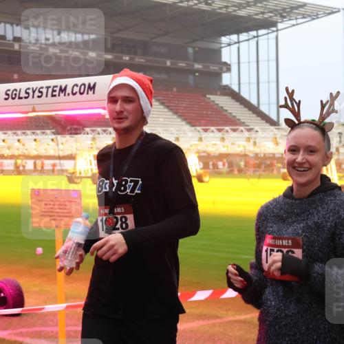 07.12.2025 - St. Pauli X-Mass-Run No. 15 Luisa Fischer http://msf.ph/oto/9382562 07.12.2025 10:12:48 Ziel 1, 887, 15, 1928, 15, 756, 1070, 1072, 1074, 1077, 1389, 1526, 1687, 1688, 1833, 2177, 2758, 2760, 2770, 3428, 3514, 3585, 3799, 3834, 3836, 3870, 3932, 4658 meine-sportfotos.de