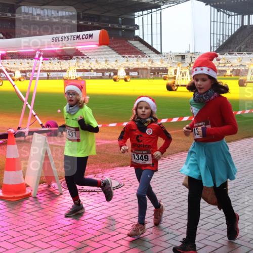 07.12.2025 - St. Pauli X-Mass-Run No. 15 Luisa Fischer http://msf.ph/oto/9382603 07.12.2025 11:23:05 Ziel 1431, 15, 1349, 15, 520, 1018, 1349, 1391, 1431, 2550, 2557, 2812, 2985, 3127 meine-sportfotos.de