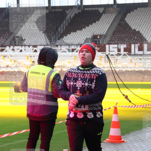 07.12.2025 - St. Pauli X-Mass-Run No. 15 Luisa Fischer http://msf.ph/oto/9382617 07.12.2025 10:49:52 Ziel 157, 191, 194, 471, 890, 1019, 1155, 1164, 1166, 1179, 1273, 1274, 1370, 1372, 1663, 2299, 2301, 2338, 2340, 2341, 2421, 2764, 2765, 2777, 2779, 2921, 2933, 3366, 3369, 3380 meine-sportfotos.de