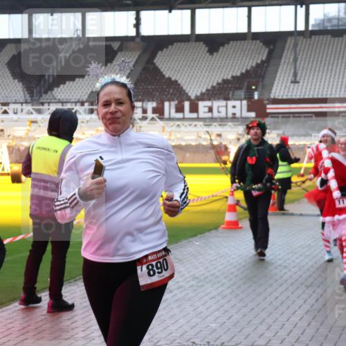 07.12.2025 - St. Pauli X-Mass-Run No. 15 Luisa Fischer http://msf.ph/oto/9382659 07.12.2025 10:49:57 Ziel 1910, 890, 1179, 157, 191, 194, 471, 890, 916, 1035, 1155, 1179, 1232, 1273, 1274, 1370, 1372, 1663, 2100, 2201, 2299, 2301, 2338, 2340, 2341, 2421, 2764, 2765, 2777, 2779, 2921, 2933, 3366, 3369, 3380 meine-sportfotos.de