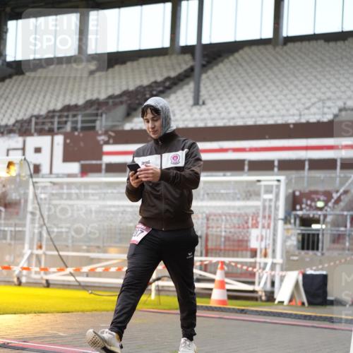 07.12.2025 - St. Pauli X-Mass-Run No. 15 Patografie http://msf.ph/oto/9382767 07.12.2025 10:22:47 Ziel 794, 2638, 3780, 4287, 4407, 4411, 4419, 4509, 4539 meine-sportfotos.de