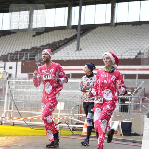 07.12.2025 - St. Pauli X-Mass-Run No. 15 Patografie http://msf.ph/oto/9382847 07.12.2025 10:23:06 Ziel 1996, 2123, 2304, 2508, 2511, 2638, 3052, 3078, 3079 meine-sportfotos.de