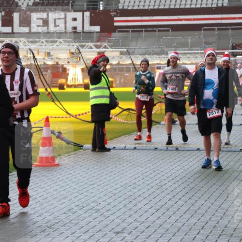 07.12.2025 - St. Pauli X-Mass-Run No. 15 Luisa Fischer http://msf.ph/oto/9382848 07.12.2025 11:24:18 Ziel 203, 2814, 2409, 2812, 3071, 2387, 593, 813, 2037, 2387, 2389, 2409, 2814, 3071, 3190, 3191, 3302, 3361, 4648, 4840, 4841 meine-sportfotos.de