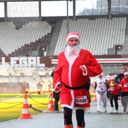 07.12.2025 - St. Pauli X-Mass-Run No. 15 Luisa Fischer http://msf.ph/oto/9382859 07.12.2025 10:50:52 Ziel 40, 904, 905, 1726, 1729, 1730, 2250, 2460, 2575, 2582, 2583, 2584, 2763, 3287, 3291, 3368, 4075, 4110, 4111, 4756, 4757, 4759, 4760, 4855 meine-sportfotos.de