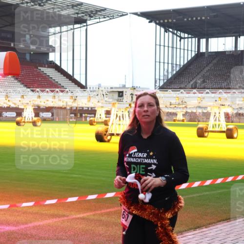 07.12.2025 - St. Pauli X-Mass-Run No. 15 Luisa Fischer http://msf.ph/oto/9382922 07.12.2025 10:51:20 Ziel 60, 249, 381, 564, 769, 1093, 1691, 1726, 1729, 1730, 2250, 2460, 2582, 2583, 2584, 2737, 2738, 2763, 3199, 3287, 3291, 3342, 3368, 4075, 4535, 4537, 4757, 4759, 4760, 4881 meine-sportfotos.de