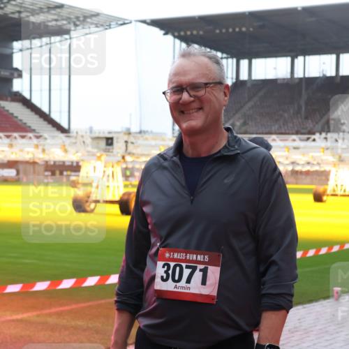 07.12.2025 - St. Pauli X-Mass-Run No. 15 Luisa Fischer http://msf.ph/oto/9382925 07.12.2025 11:24:36 Ziel 15, 3071, 593, 593, 672, 813, 1773, 2386, 2388, 2399, 2400, 2402, 2605, 2606, 2814, 2875, 2881, 3071, 3361, 4840, 4841 meine-sportfotos.de