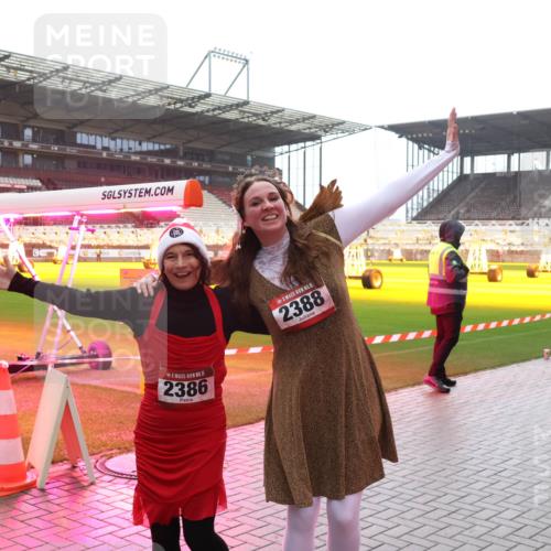 07.12.2025 - St. Pauli X-Mass-Run No. 15 Luisa Fischer http://msf.ph/oto/9382967 07.12.2025 11:24:44 Ziel 15, 2386, 2388, 2875, 672, 813, 1320, 1773, 2386, 2388, 2399, 2400, 2402, 2448, 2480, 2605, 2606, 2814, 2852, 2875, 2881, 3092, 3194, 3361, 4840, 4841 meine-sportfotos.de