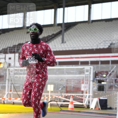 07.12.2025 - St. Pauli X-Mass-Run No. 15 Patografie http://msf.ph/oto/9383161 07.12.2025 10:24:06 Ziel 711, 897, 4040, 4203, 4479, 4765 meine-sportfotos.de