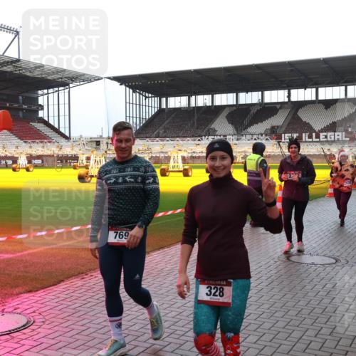 07.12.2025 - St. Pauli X-Mass-Run No. 15 Luisa Fischer http://msf.ph/oto/9383182 07.12.2025 10:52:11 Ziel 769, 328, 15, 2105, 2327, 275, 328, 1047, 1964, 1982, 1984, 2103, 2105, 2165, 2287, 2289, 2327, 2332, 2553, 2592, 2593, 2607, 2642, 2643, 2661, 2674, 2836, 2837, 2959, 3223, 3228, 4550, 4862 meine-sportfotos.de
