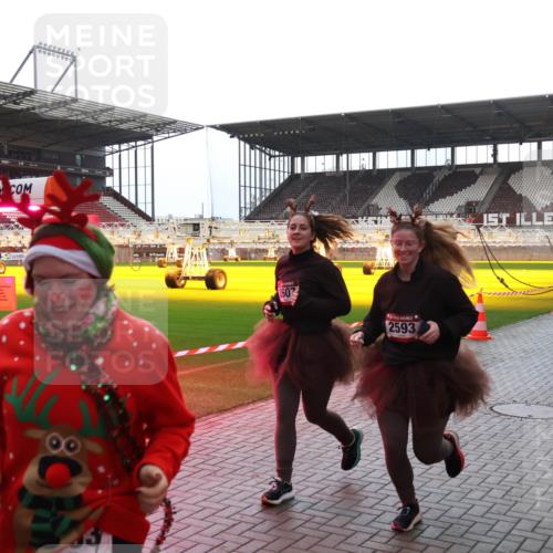07.12.2025 - St. Pauli X-Mass-Run No. 15 Luisa Fischer http://msf.ph/oto/9383264 07.12.2025 10:52:21 Ziel 160, 2593, 1, 1047, 2836, 27, 275, 328, 1047, 1964, 1982, 1984, 2103, 2105, 2165, 2287, 2289, 2327, 2332, 2553, 2592, 2593, 2607, 2642, 2643, 2661, 2674, 2836, 2837, 2959, 3223, 3228, 4550, 4862, 4864, 4865, 4866, 4879, 4880 meine-sportfotos.de