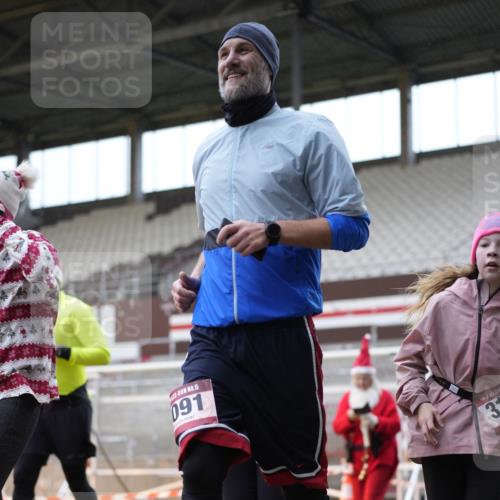 07.12.2025 - St. Pauli X-Mass-Run No. 15 Patografie http://msf.ph/oto/9383415 07.12.2025 10:24:44 Ziel 915, 974, 3152, 4078, 4079, 4091, 4092, 4135, 4136, 4155, 4177, 4496, 4497, 4530, 4541, 4542, 4766, 4780 meine-sportfotos.de