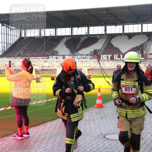 07.12.2025 - St. Pauli X-Mass-Run No. 15 Luisa Fischer http://msf.ph/oto/9383425 07.12.2025 10:52:52 Ziel 1, 931, 4866, 27, 499, 506, 654, 931, 1098, 1305, 2287, 2289, 2592, 2661, 4550, 4797, 4864, 4865, 4866, 4879, 4880, 4882 meine-sportfotos.de