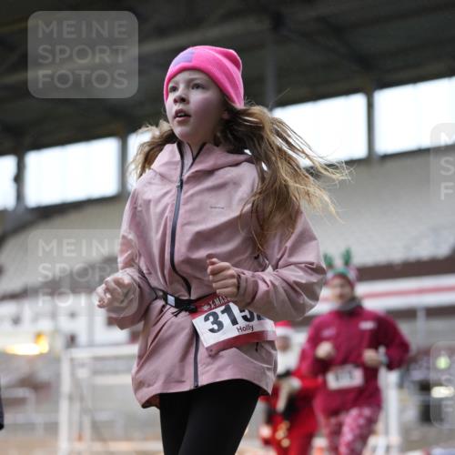 07.12.2025 - St. Pauli X-Mass-Run No. 15 Patografie http://msf.ph/oto/9383429 07.12.2025 10:24:44 Ziel 915, 974, 3152, 4078, 4079, 4091, 4092, 4135, 4136, 4155, 4177, 4496, 4497, 4530, 4541, 4542, 4766, 4780 meine-sportfotos.de