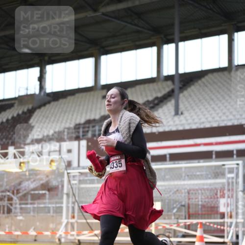 07.12.2025 - St. Pauli X-Mass-Run No. 15 Patografie http://msf.ph/oto/9383597 07.12.2025 10:25:05 Ziel 1012, 1977, 1987, 1995, 3962, 4335, 4431, 4474, 4513, 4514, 4846 meine-sportfotos.de