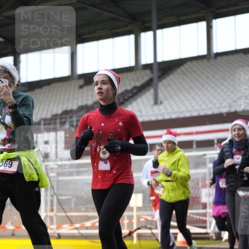 07.12.2025 - St. Pauli X-Mass-Run No. 15 Patografie http://msf.ph/oto/9383903 07.12.2025 10:25:39 Ziel 50, 129, 211, 369, 374, 387, 398, 404, 1069, 2041, 2104, 2106, 2149, 2191, 2215, 2680, 3742, 3779, 4162, 4164, 4202, 4372, 4373, 4501 meine-sportfotos.de