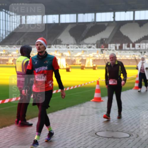 07.12.2025 - St. Pauli X-Mass-Run No. 15 Luisa Fischer http://msf.ph/oto/9383917 07.12.2025 10:13:54 Ziel 2687, 88, 970, 1044, 1062, 1126, 1220, 1397, 1699, 1733, 2711, 2712, 2905, 3588, 3589, 4081, 4082, 4083, 4664 meine-sportfotos.de