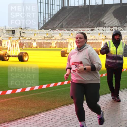 07.12.2025 - St. Pauli X-Mass-Run No. 15 Luisa Fischer http://msf.ph/oto/9383956 07.12.2025 10:14:13 Ziel 15, 88, 6709, 88, 970, 1062, 1220, 1699, 2905, 2951, 4371, 4502, 4526 meine-sportfotos.de