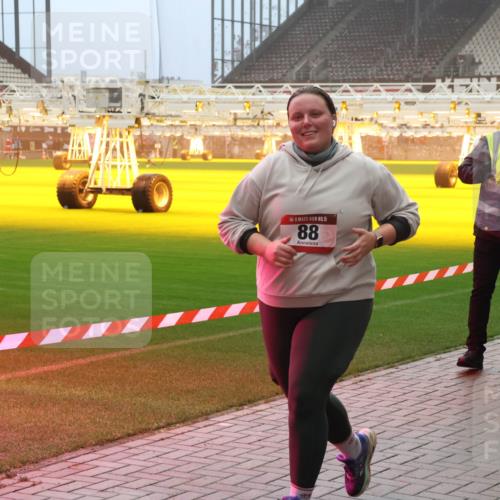 07.12.2025 - St. Pauli X-Mass-Run No. 15 Luisa Fischer http://msf.ph/oto/9383958 07.12.2025 10:14:14 Ziel 15, 88, 6709, 88, 970, 1062, 1220, 1699, 2905, 2951, 4371, 4502, 4526 meine-sportfotos.de
