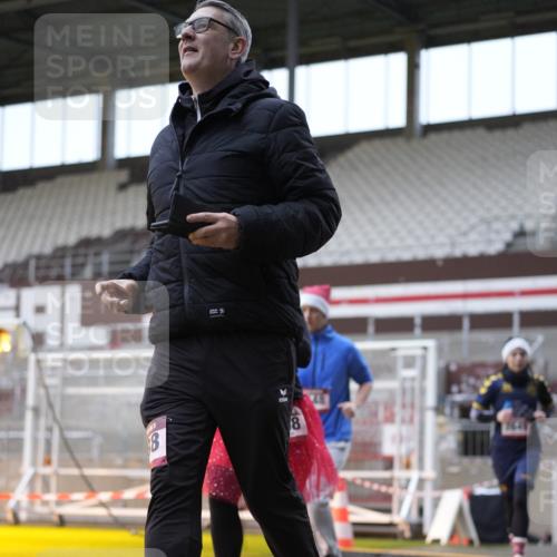 07.12.2025 - St. Pauli X-Mass-Run No. 15 Patografie http://msf.ph/oto/9384093 07.12.2025 10:26:19 Ziel 23, 28, 368, 1396, 1638, 1639, 2068, 2518, 2648, 2649, 2922, 3698, 3699, 4093, 4448, 4460, 4461, 4469, 4481, 4529, 4532, 4699, 4703, 4709, 5010 meine-sportfotos.de