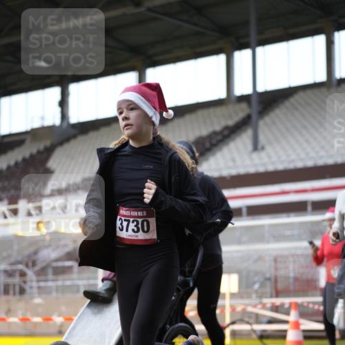 07.12.2025 - St. Pauli X-Mass-Run No. 15 Patografie http://msf.ph/oto/9384665 07.12.2025 10:28:00 Ziel 1507, 1717, 1742, 1745, 3412, 3727, 3729, 3730, 3879, 3881, 3883, 4064, 4065, 4132, 4133, 4159, 4160, 4189, 4344, 4350, 4376, 4380, 4453, 4454, 4527, 4538, 4700, 4704, 4708, 4710, 4875 meine-sportfotos.de