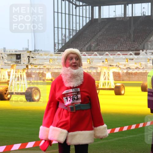 07.12.2025 - St. Pauli X-Mass-Run No. 15 Luisa Fischer http://msf.ph/oto/9384720 07.12.2025 10:15:51 Ziel 1363, 15, 1363, 308, 431, 436, 438, 762, 1180, 1183, 1885, 2641, 2645, 2652, 2658, 2659, 2666, 2667, 2668, 2745, 2883, 2891, 3053, 3103, 3741, 4001, 4004, 4455, 4494, 4536 meine-sportfotos.de