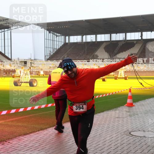 07.12.2025 - St. Pauli X-Mass-Run No. 15 Luisa Fischer http://msf.ph/oto/9384975 07.12.2025 10:16:35 Ziel 15, 394, 2546, 394, 1328, 2545, 2546, 2641, 2652, 2659, 2743 meine-sportfotos.de