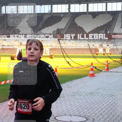 07.12.2025 - St. Pauli X-Mass-Run No. 15 Luisa Fischer http://msf.ph/oto/9385420 07.12.2025 10:17:18 Ziel 1620, 1762, 1620, 1762, 1989, 1997, 2185, 2266, 2694, 3229, 3522, 3633, 3987, 4356, 4359, 4362, 4363, 4510, 4769 meine-sportfotos.de