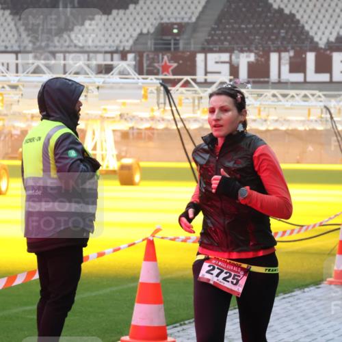 07.12.2025 - St. Pauli X-Mass-Run No. 15 Luisa Fischer http://msf.ph/oto/9385495 07.12.2025 10:17:50 Ziel 15, 2725, 257, 268, 1161, 1162, 1762, 2688, 2694, 2725, 2952, 3229, 3522, 3874, 3987, 4114, 4127, 4339, 4764 meine-sportfotos.de