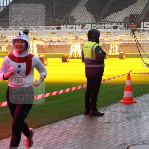 07.12.2025 - St. Pauli X-Mass-Run No. 15 Luisa Fischer http://msf.ph/oto/9385604 07.12.2025 10:18:00 Ziel 1161, 268, 257, 268, 1161, 1162, 1963, 2663, 2688, 2725, 2952, 3229, 3522, 3804, 3874, 3987, 4114, 4127, 4227, 4339, 4764 meine-sportfotos.de