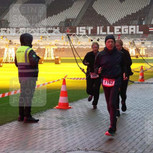 07.12.2025 - St. Pauli X-Mass-Run No. 15 Luisa Fischer http://msf.ph/oto/9385607 07.12.2025 10:18:01 Ziel 268, 1162, 2688, 257, 268, 1161, 1162, 1963, 2663, 2688, 2725, 2952, 3229, 3522, 3804, 3874, 4114, 4127, 4227, 4339, 4764 meine-sportfotos.de