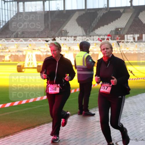07.12.2025 - St. Pauli X-Mass-Run No. 15 Luisa Fischer http://msf.ph/oto/9385628 07.12.2025 10:18:03 Ziel 268, 257, 257, 268, 1161, 1162, 1963, 2663, 2688, 2725, 2952, 3522, 3804, 3874, 4114, 4127, 4227, 4339, 4764 meine-sportfotos.de