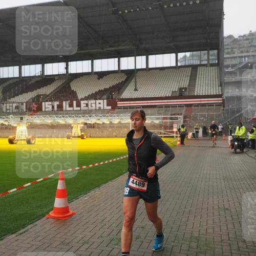 07.12.2025 - St. Pauli X-Mass-Run No. 15 Fabian Wolf http://msf.ph/oto/9385707 07.12.2025 10:14:23 Ziel 174, 352, 1158, 3243, 4489, 4545 meine-sportfotos.de