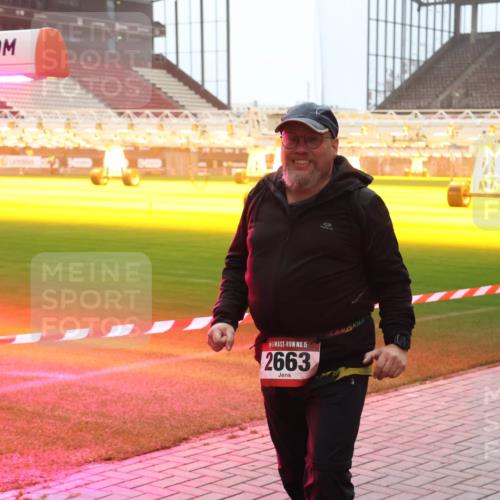 07.12.2025 - St. Pauli X-Mass-Run No. 15 Luisa Fischer http://msf.ph/oto/9385893 07.12.2025 10:18:41 Ziel 15, 2663, 243, 264, 269, 1607, 2049, 2663, 3520, 3606, 3608, 3804, 4227, 4540 meine-sportfotos.de