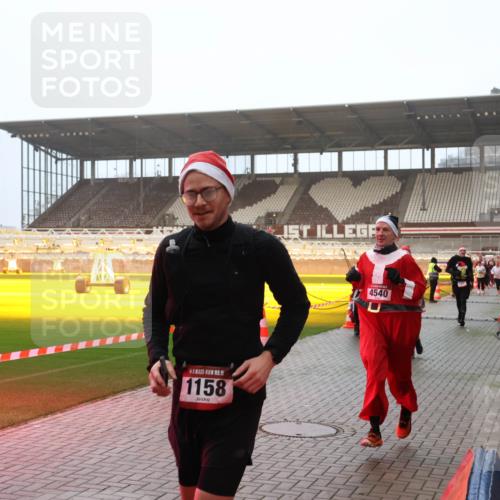 07.12.2025 - St. Pauli X-Mass-Run No. 15 Luisa Fischer http://msf.ph/oto/9386020 07.12.2025 10:19:13 Ziel 15, 1158, 4540, 243, 264, 269, 721, 1034, 1607, 1671, 2049, 2152, 2631, 2925, 3455, 3520, 3608, 3724, 3862, 3975, 3976, 4330, 4331, 4436, 4437, 4438, 4473, 4475, 4498, 4521, 4522, 4524, 4540, 4547 meine-sportfotos.de