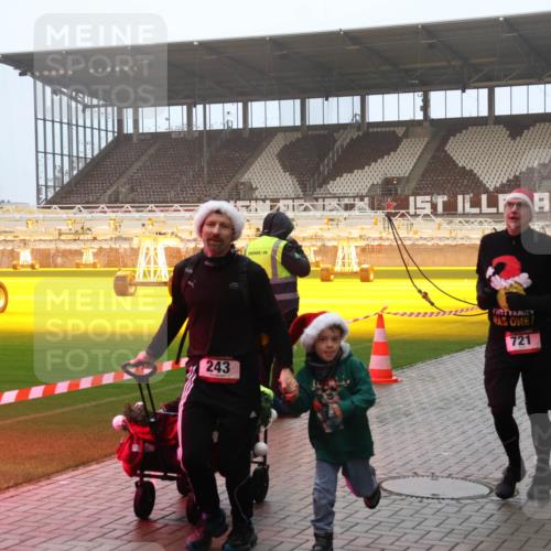 07.12.2025 - St. Pauli X-Mass-Run No. 15 Luisa Fischer http://msf.ph/oto/9386072 07.12.2025 10:19:18 Ziel 243, 721, 243, 264, 269, 721, 1034, 1607, 1671, 2152, 2631, 2925, 3455, 3520, 3724, 3862, 3975, 3976, 4330, 4331, 4436, 4437, 4438, 4473, 4475, 4498, 4521, 4522, 4524, 4540, 4547 meine-sportfotos.de