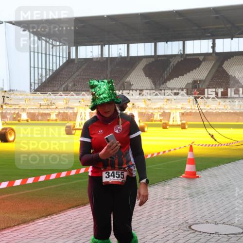 07.12.2025 - St. Pauli X-Mass-Run No. 15 Luisa Fischer http://msf.ph/oto/9386489 07.12.2025 10:20:19 Ziel 3455, 459, 658, 661, 1364, 1553, 1903, 2238, 2750, 2751, 3011, 3013, 3846, 3871, 3893, 4038, 4042, 4071, 4074 meine-sportfotos.de